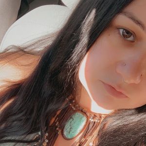 Meet your Posher, Hannah